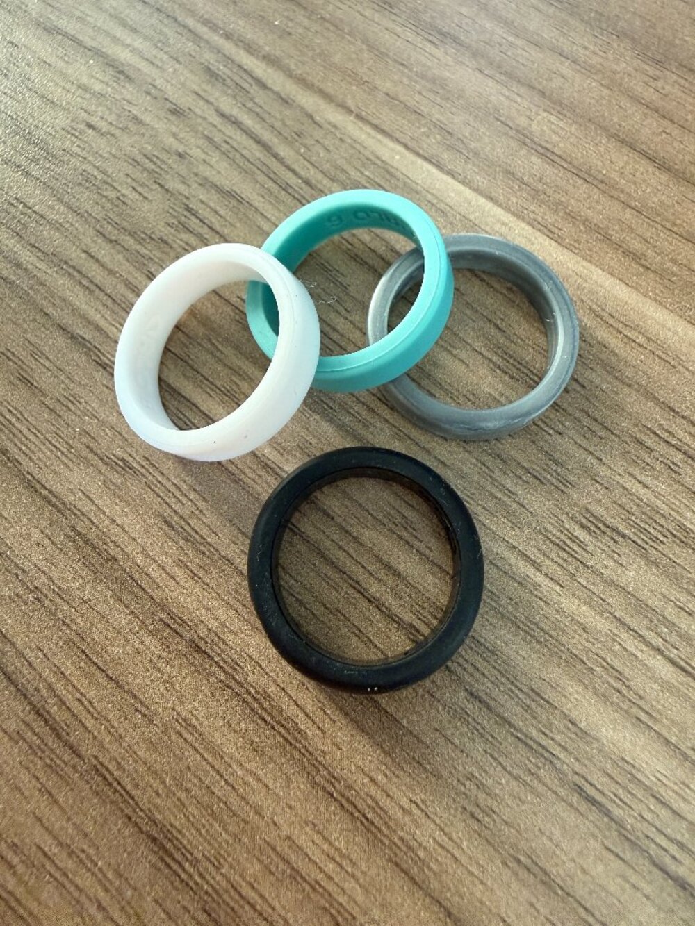 Qalo Rings - Set of 4 - Size 6